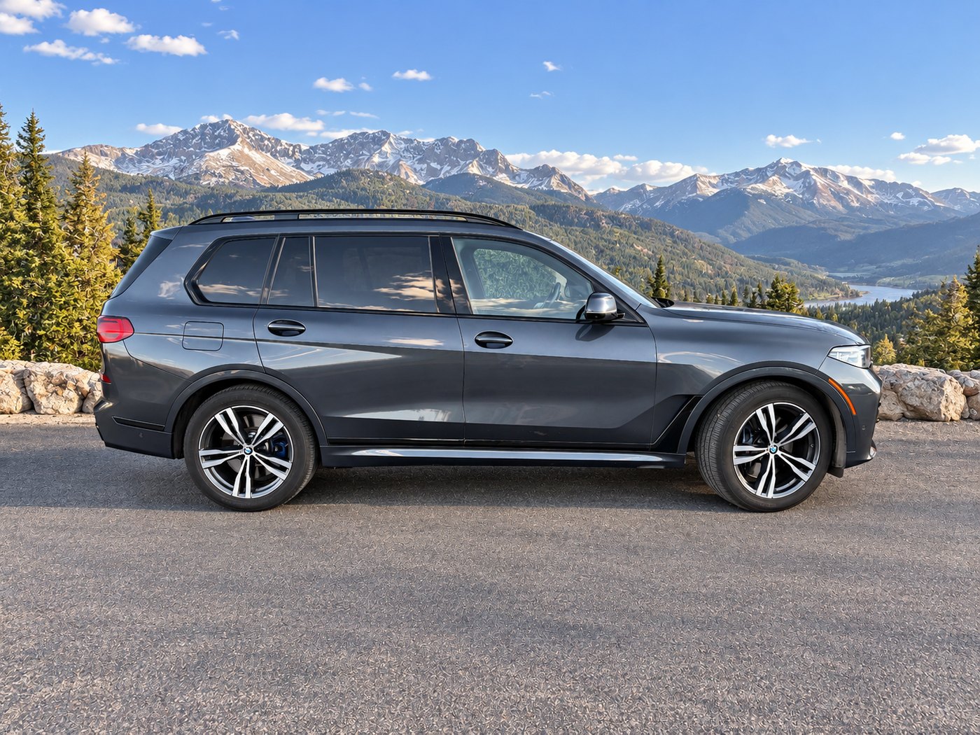 2020 BMW X7 M50i · Arctic Grey