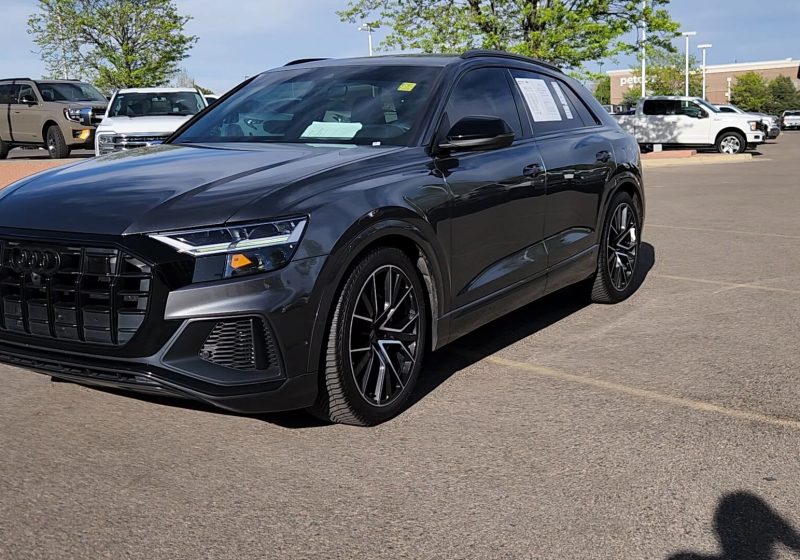 2020 Audi SQ8 Premium Plus photo