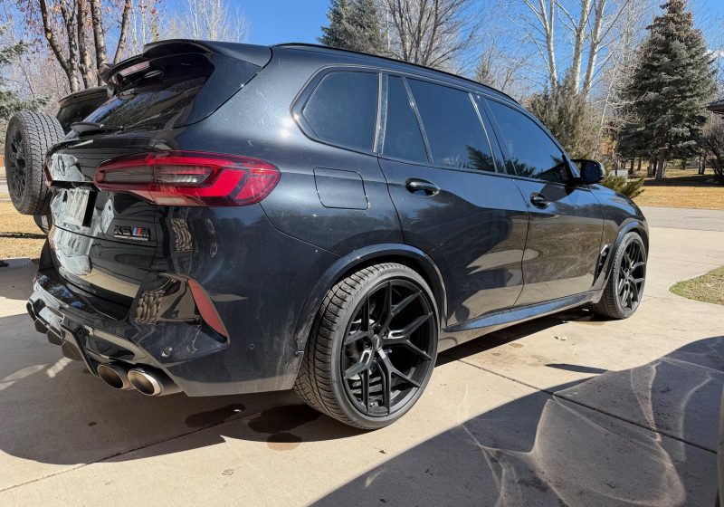2021 BMW X5 M Competition photo
