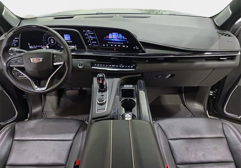 2021 Cadillac Escalade ESV Sport photo