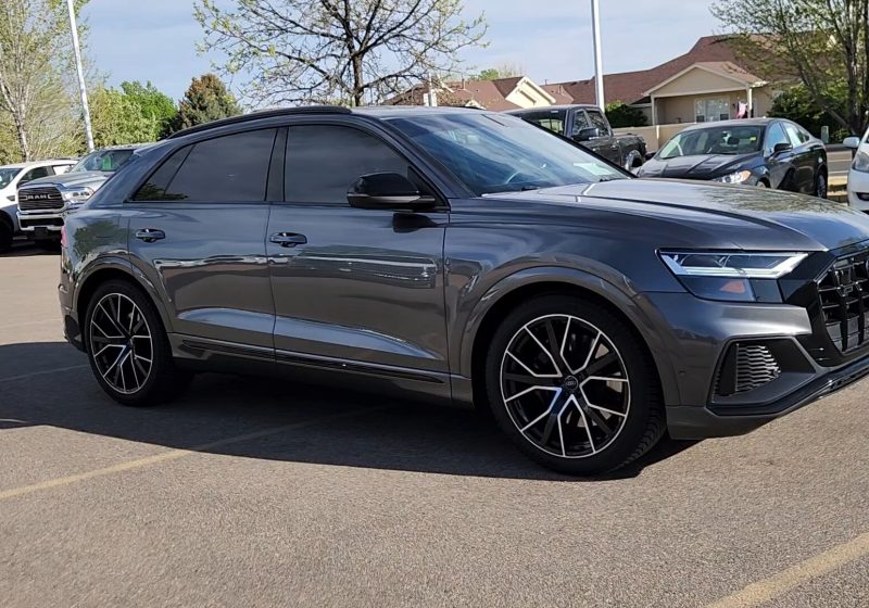 2020 Audi SQ8 Premium Plus photo