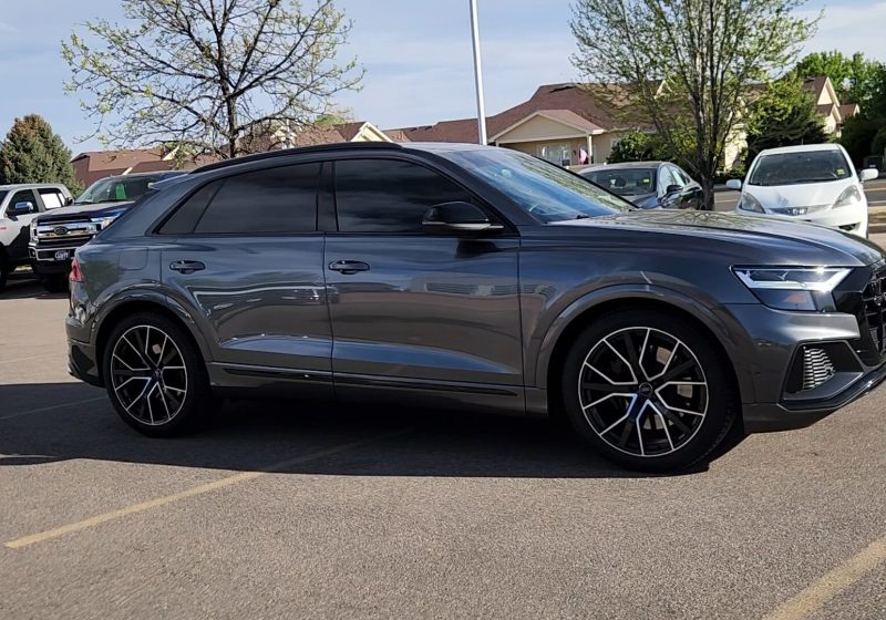2020 Audi SQ8 Premium Plus photo